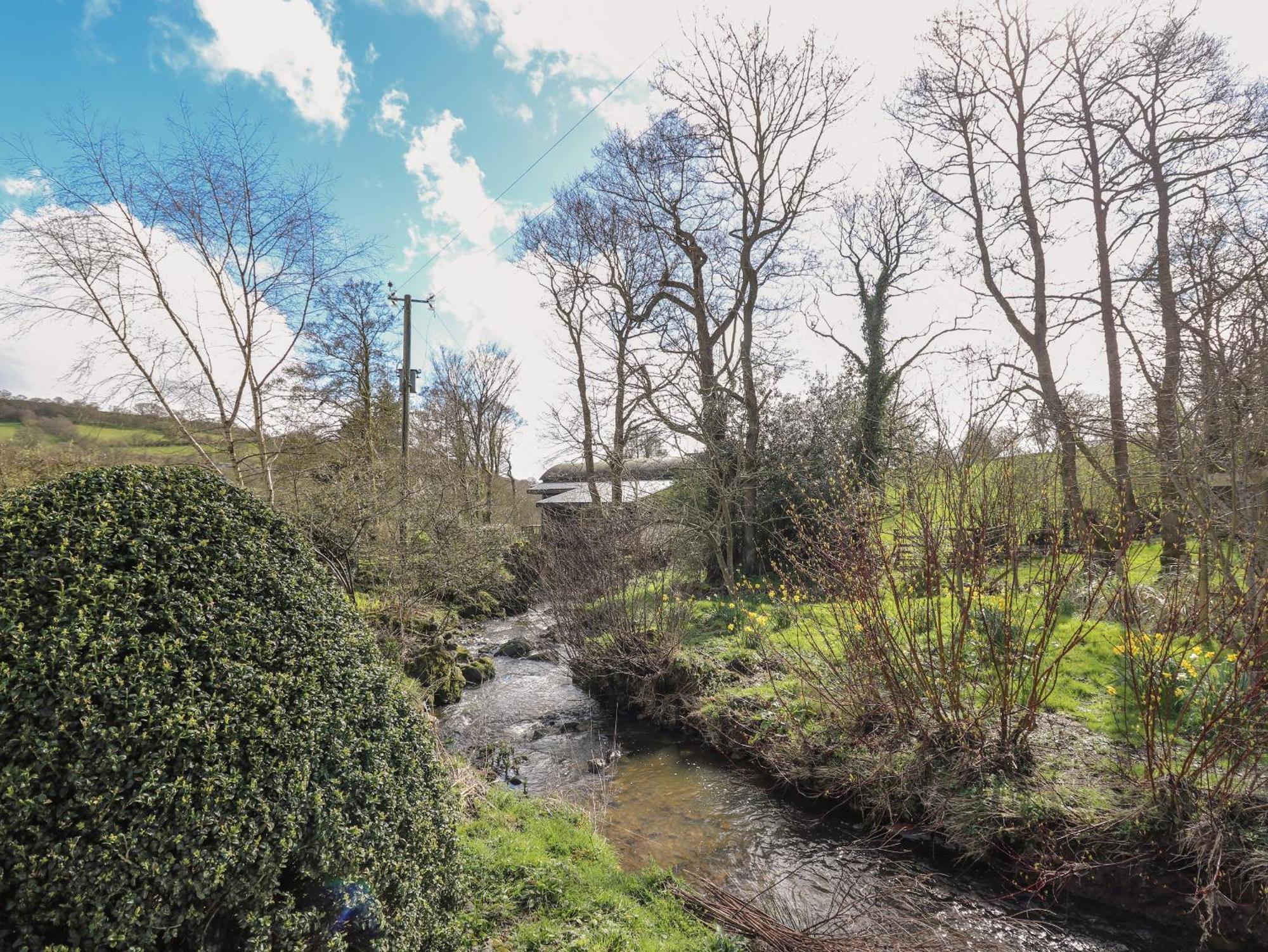 The Barn At Glanoer Villa Bettws Disserth Bagian luar foto