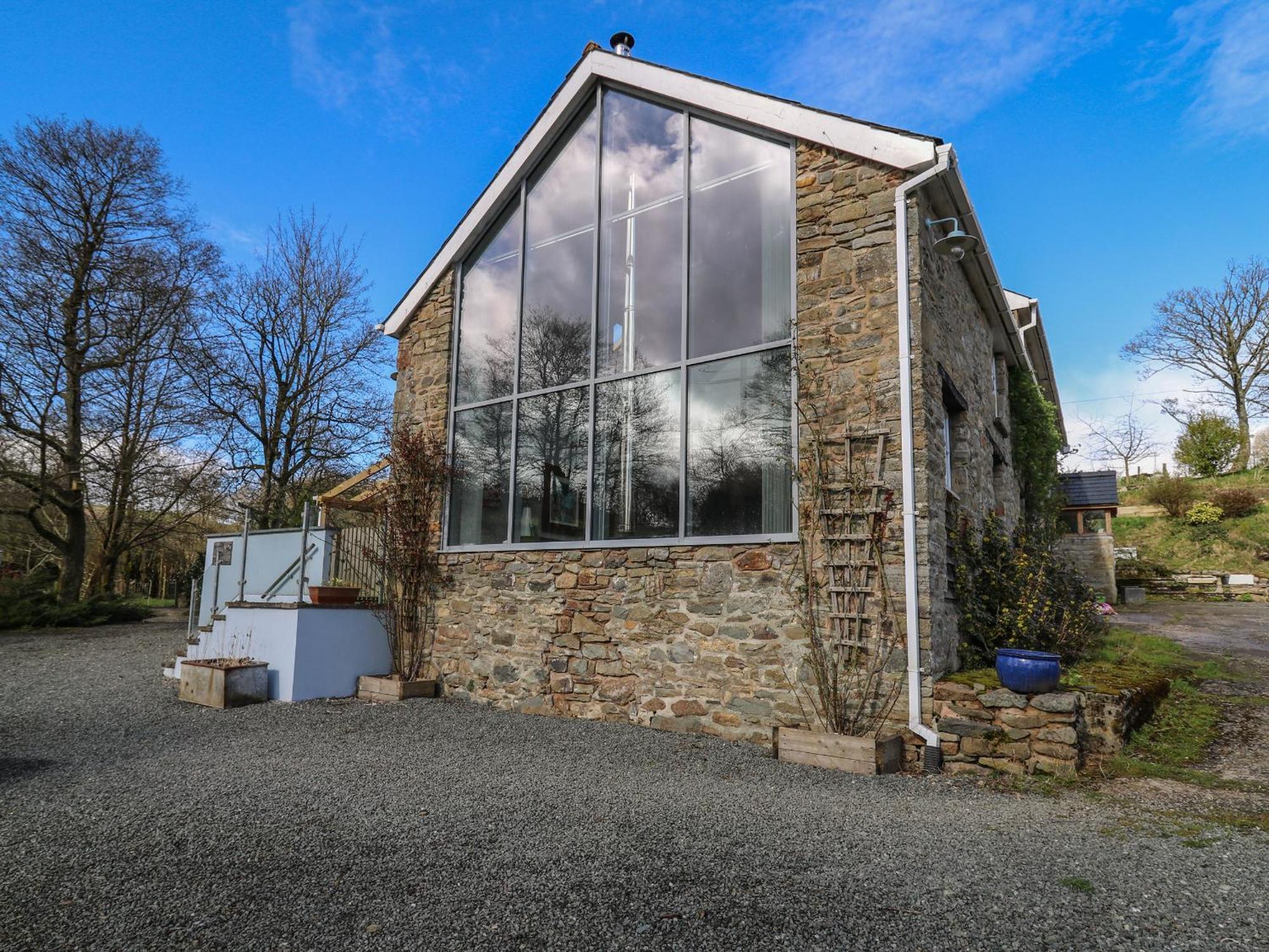 The Barn At Glanoer Villa Bettws Disserth Bagian luar foto